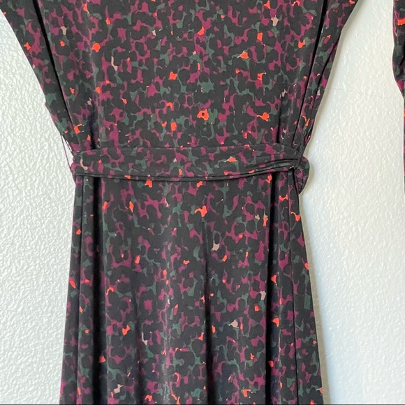 Leotta Perfect Faux Wrap Purple Gray Pink Cheetah Print Dress Size Medium - Picture 8 of 10